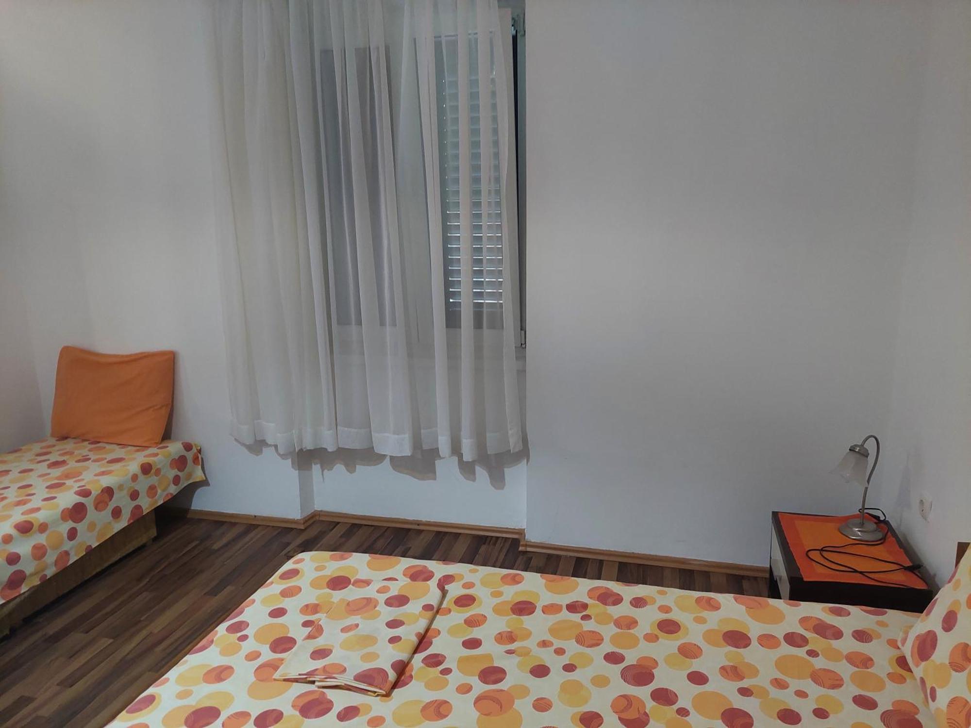Kjara Apartments Tivat Exterior foto